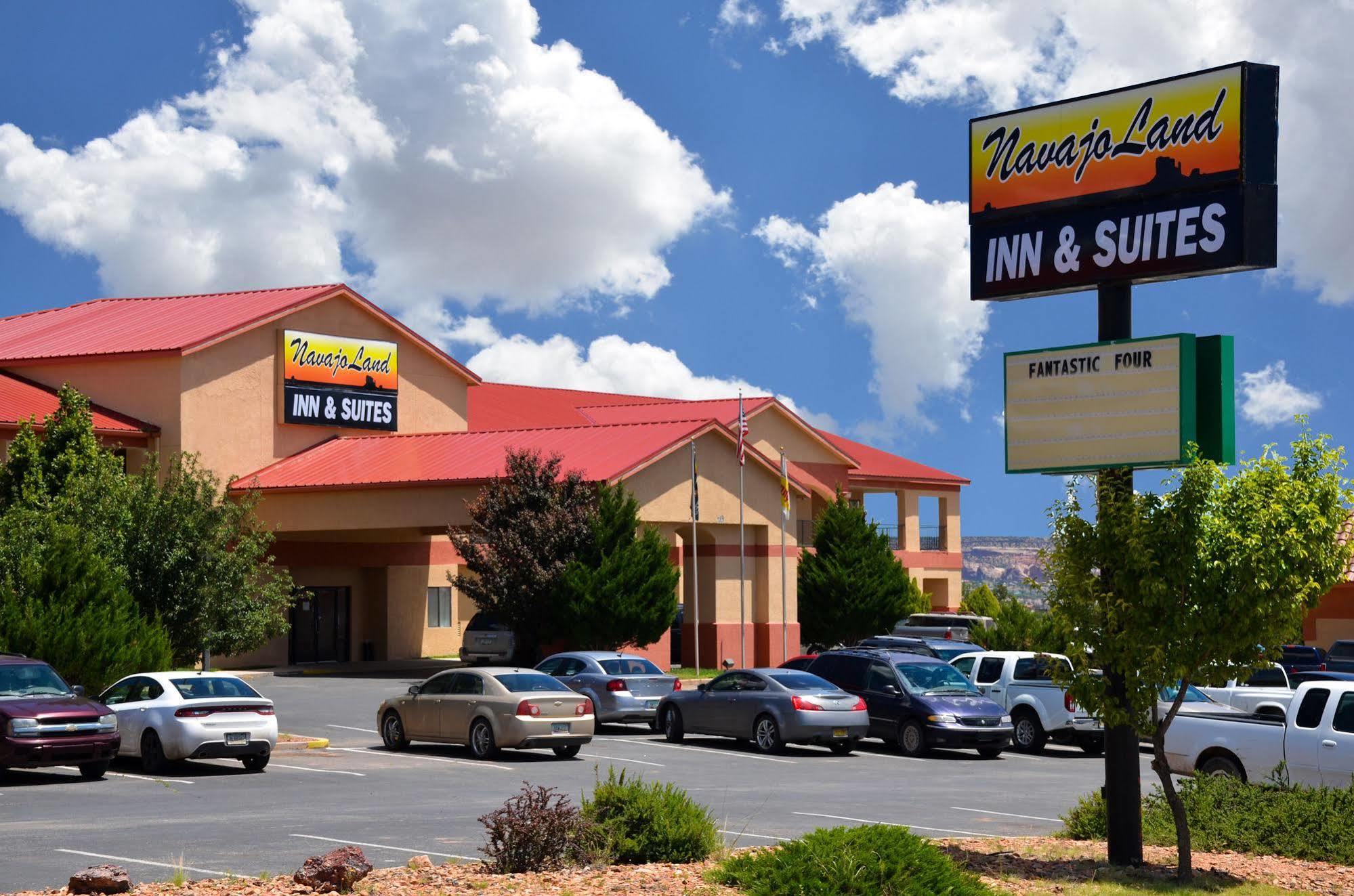 Navajoland Inn St. Michaels Exterior photo